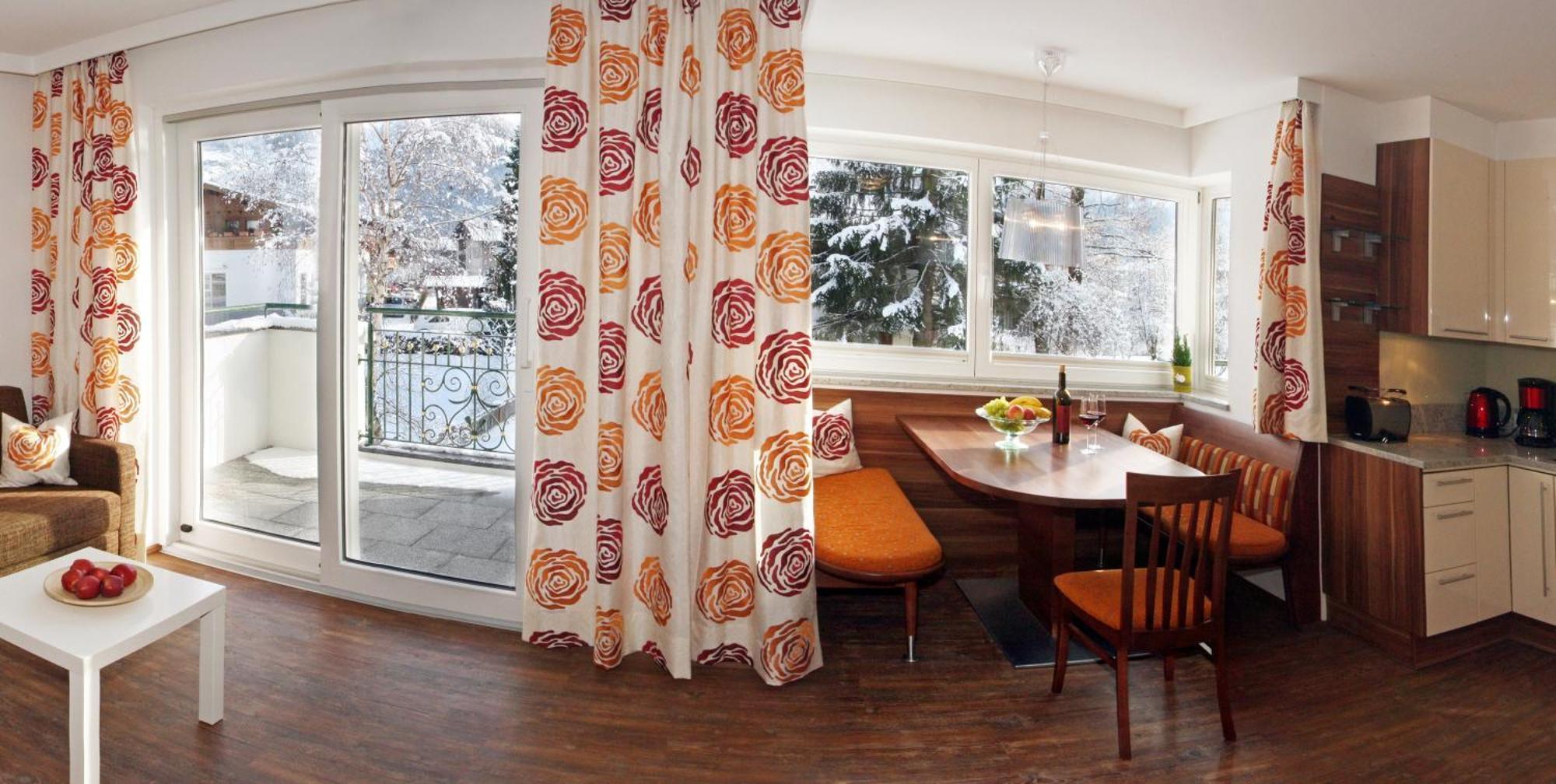 Appartements Alpenkristall Zell am Ziller Dış mekan fotoğraf